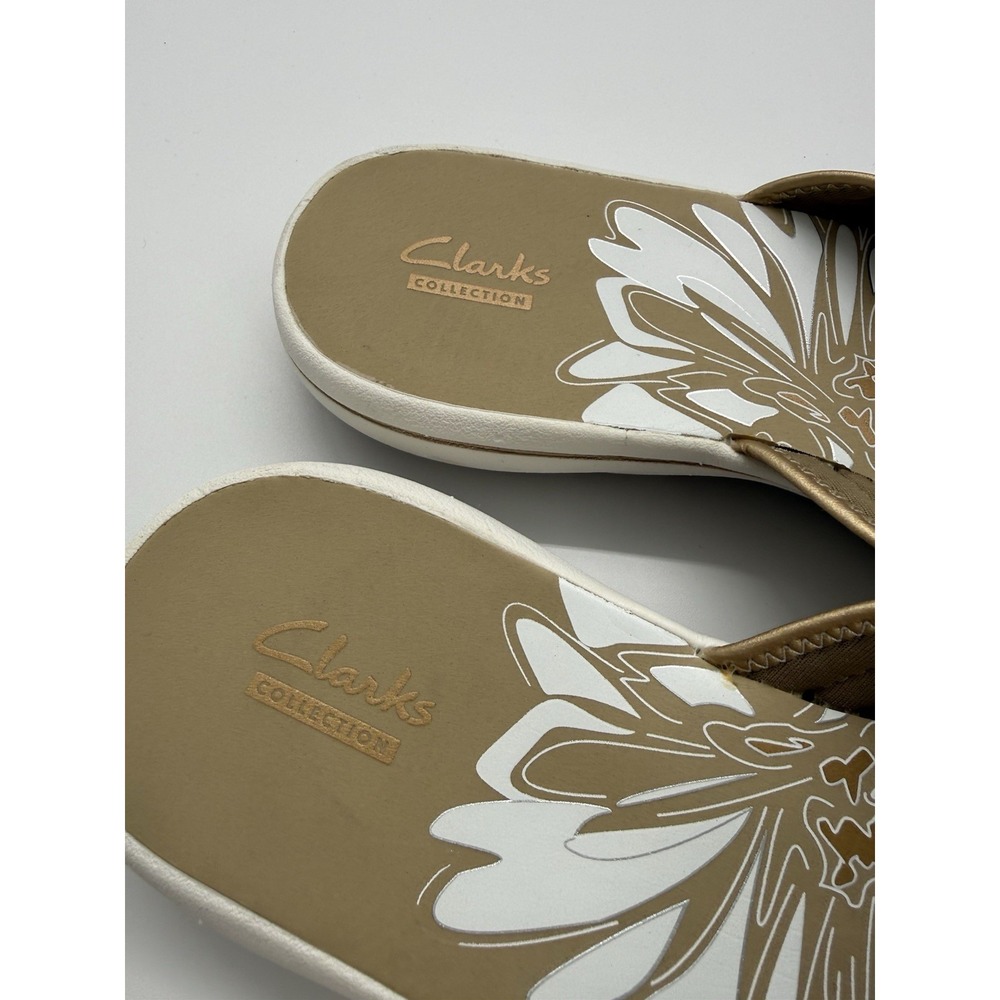 Clarks Collection Sandals Womens 10M Breeze Sea Casual Slip On Thong Flats Taupe - Picture 3 of 10